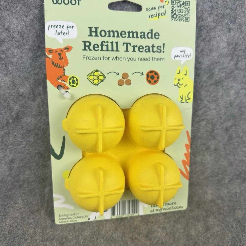 WOOF Pupsicle‎ Tray Large Silicone Freezer Mold for Four Homemade Dog Treats NEW